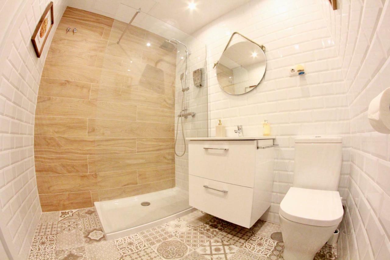 Lägenhet Studio på 25 m² i Torremolinos centrum med 1 badrum  Exteriör bild