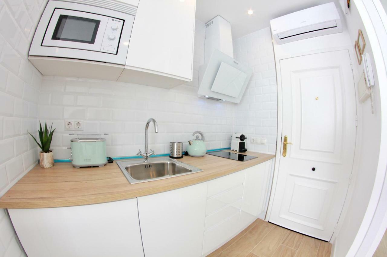 Lägenhet Studio på 25 m² i Torremolinos centrum med 1 badrum  Exteriör bild