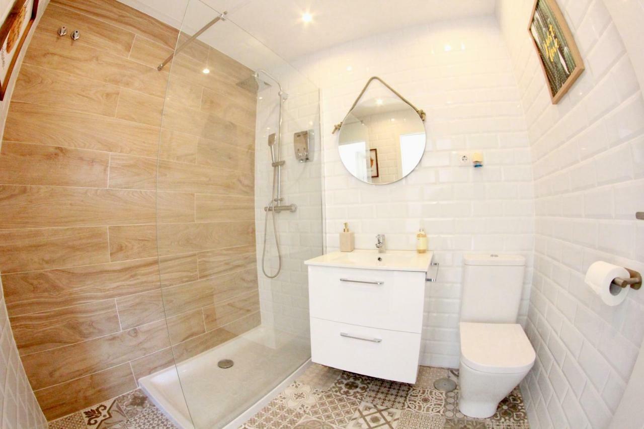 Lägenhet Studio på 25 m² i Torremolinos centrum med 1 badrum  Exteriör bild