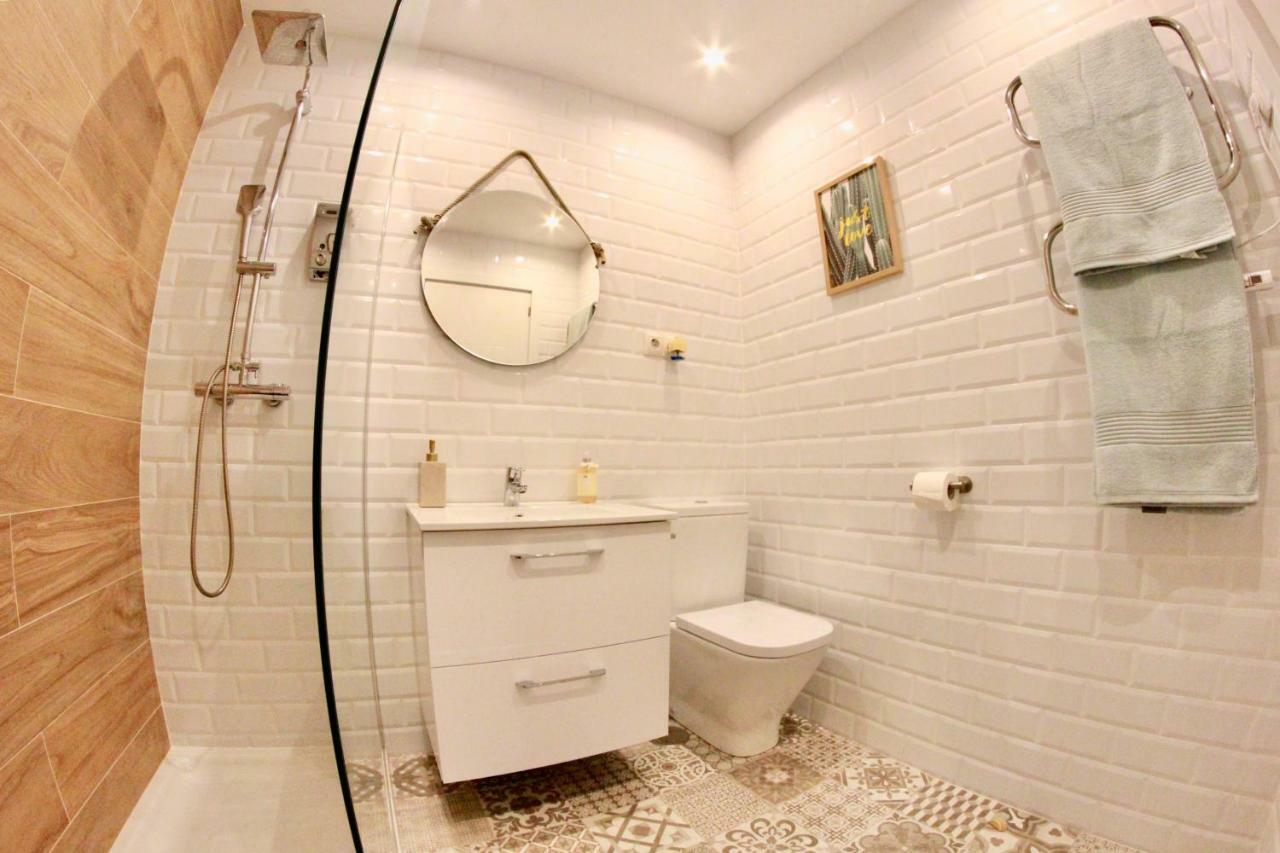 Lägenhet Studio på 25 m² i Torremolinos centrum med 1 badrum  Exteriör bild